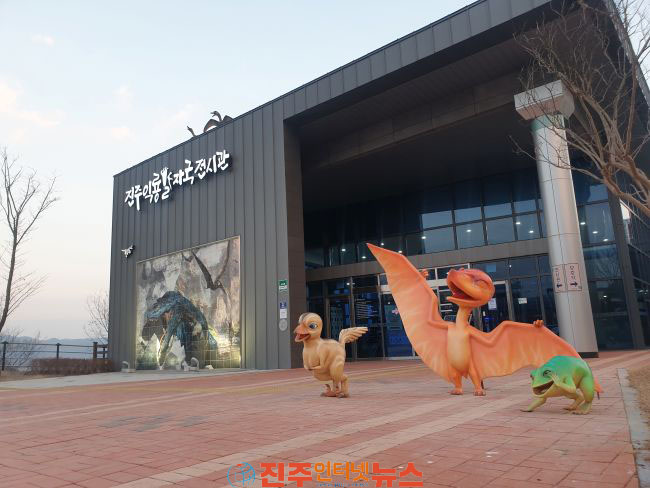 어디 갈지 고민 끝! 가정의 달엔 경남으로 오세요
