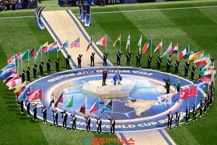 이재(EJAE), 2026 FIFA 북중미 월드컵 개막식에서 공식 주제가 열창