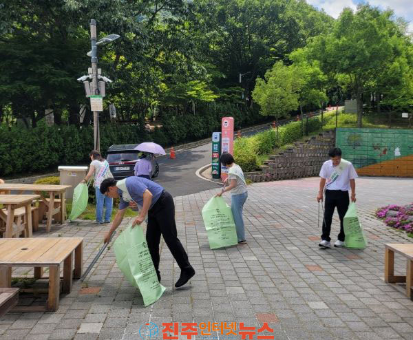 진주시-혁신도시 이전 공공기관 그린협약 봉사활동 실시