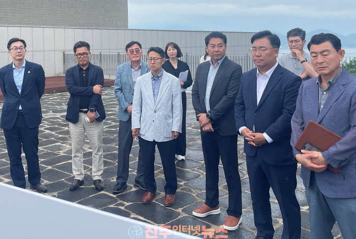 거제 기업혁신파크·통영 해양관광도시·K-굴 클러스터