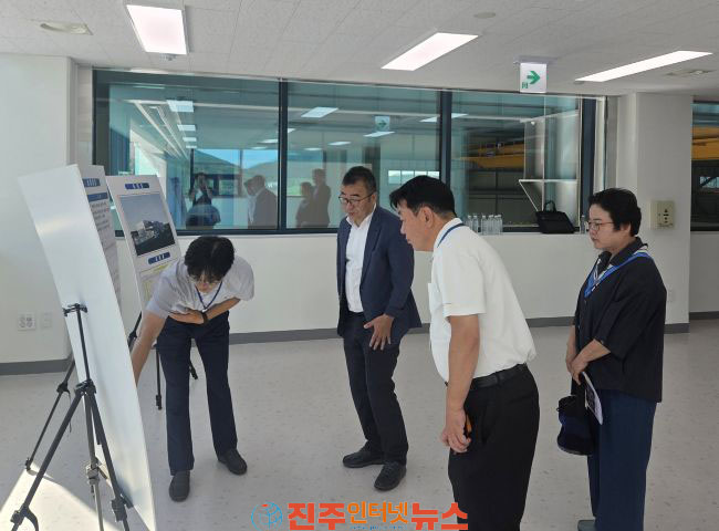 진주시 미래항공기체(AAV) 실증센터 현장 점검
