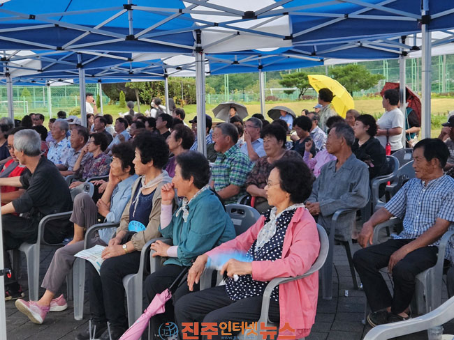2026년 금남 별빛바다 작은 음악회 성료 한여름 밤 낭만 선사