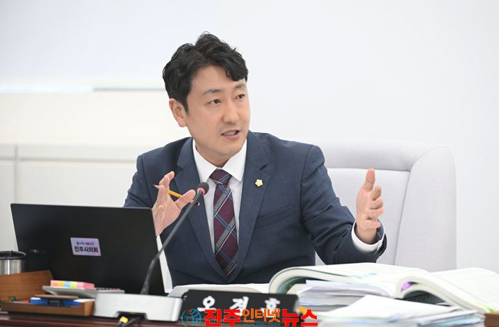 오경훈 진주시의원 경상국립대 AI센터 출발점 삼아 진주시 주도 통합 데이터센터로 지역산업 AX 이끌어야