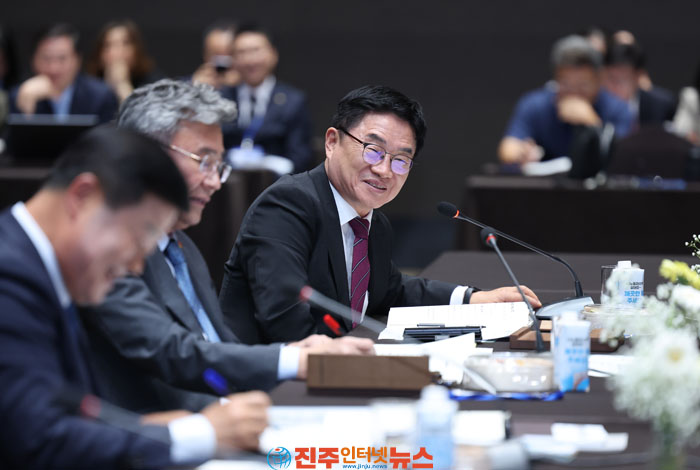 국회가 판단해야 할 것은 찬반의 속도가 아니다. 재정 변화의 실체와 교육현장의 영향을 얼마나 정확하게 검증했느냐다.