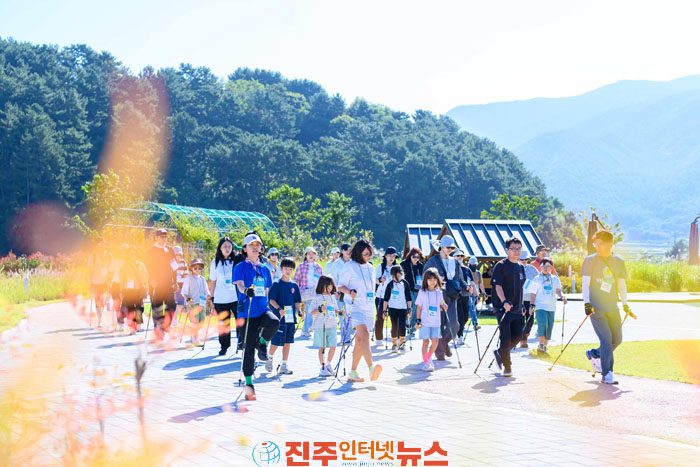회복의 섬 남해 바래길 걷기 프로그램 성료