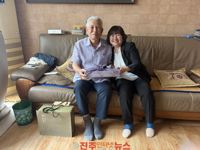 경남서부보훈지청 추석 계기 보훈가족과 이웃에 따뜻한 온정 나눔
