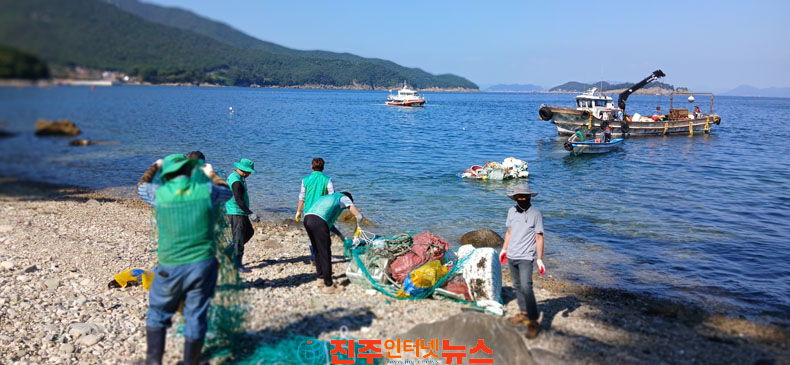 새마을운동 남해군지회 해양쓰레기 제로 활동
