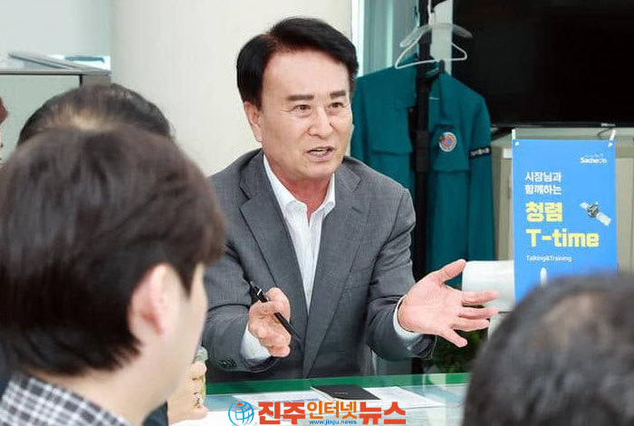 “의원 전용 주차장은 안 되고 청렴은 강조?”…사천시, 시민 신뢰 시험대