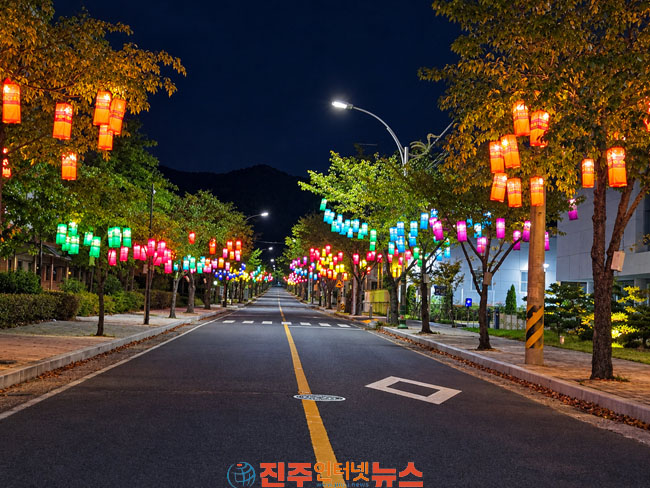 진주시 빛과 소리 어우러진 진주실크로드 조성