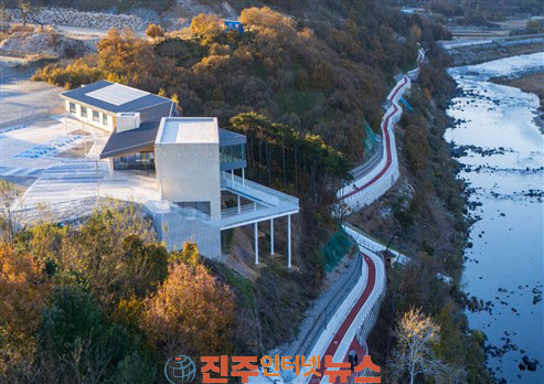 산청군 경남도 건축상 수상작 전시회 개최